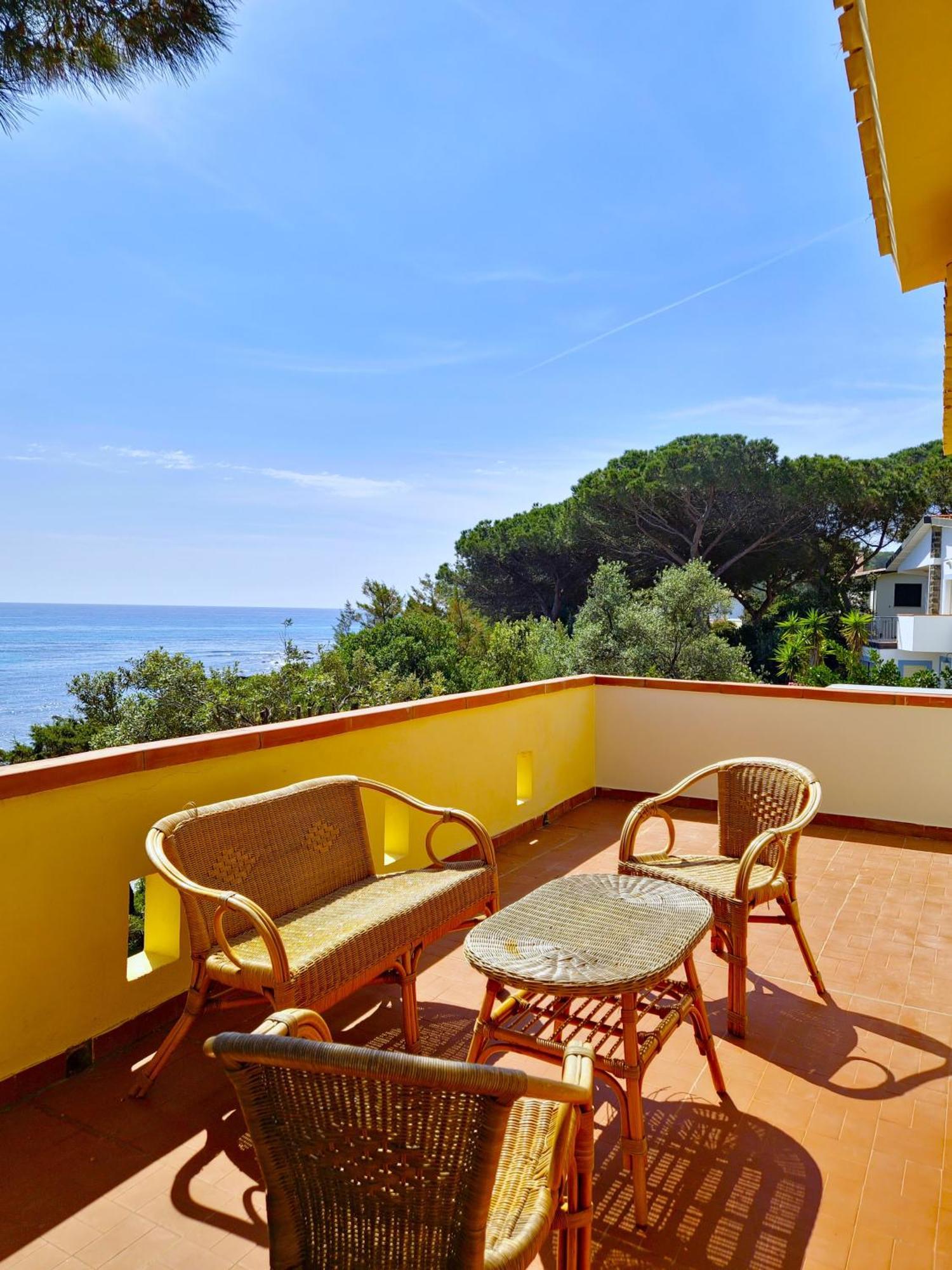 Villa Papiyon - Accesso Privato Alla Spiaggia 칼라리베로토 외부 사진