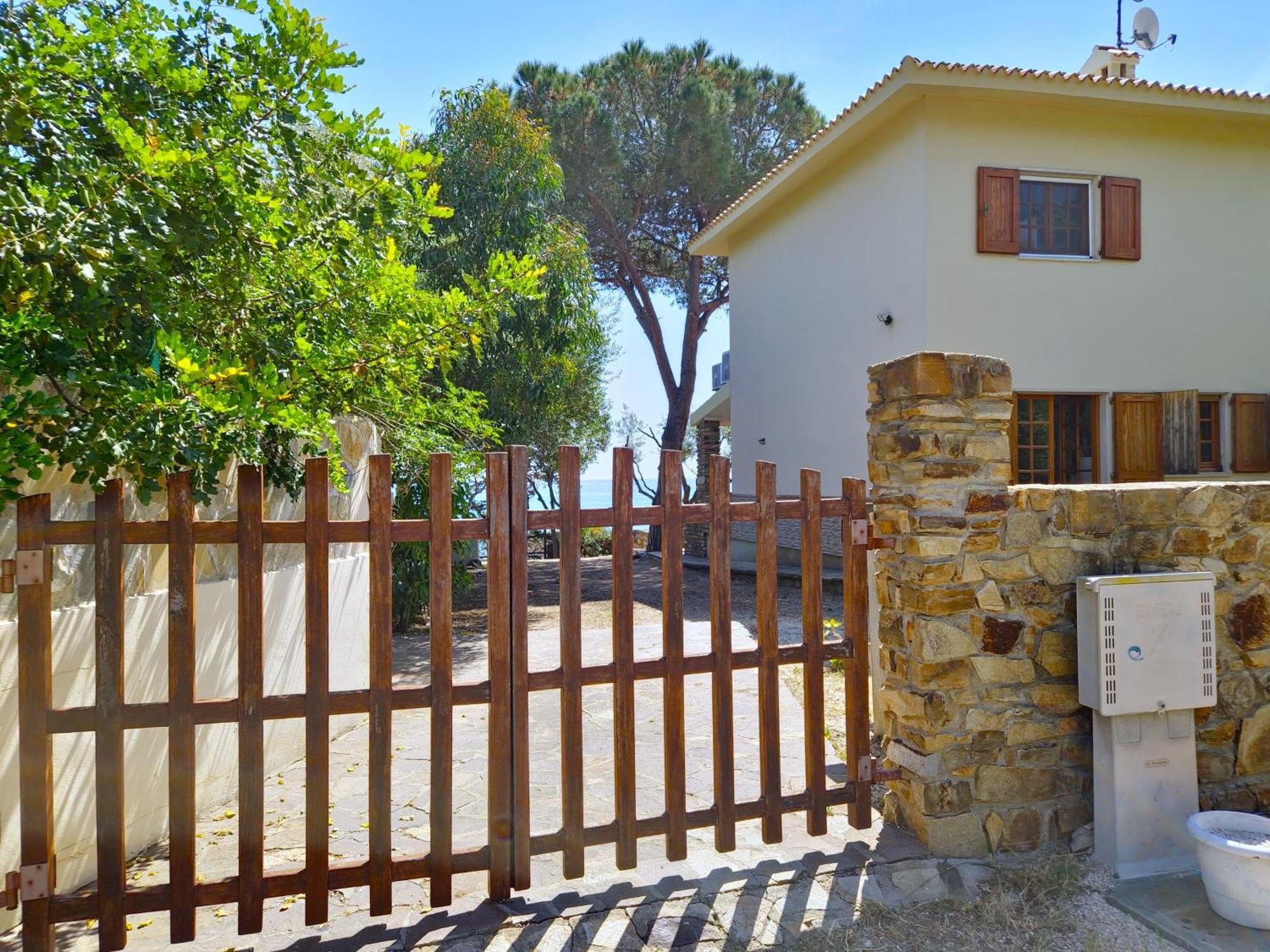 Villa Papiyon - Accesso Privato Alla Spiaggia 칼라리베로토 외부 사진
