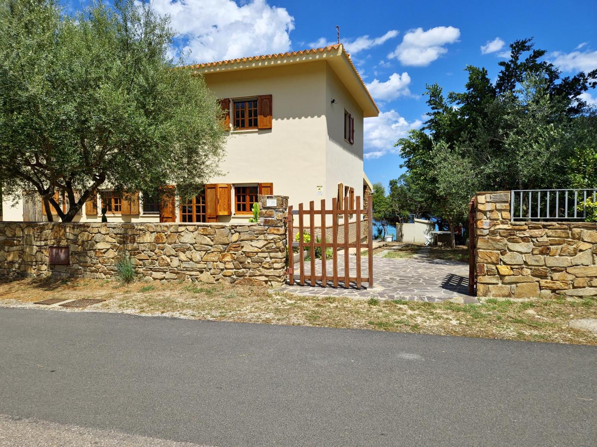 Villa Papiyon - Accesso Privato Alla Spiaggia 칼라리베로토 외부 사진